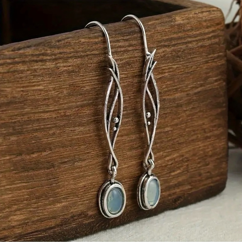 Elegant Silver Dangle Earrings